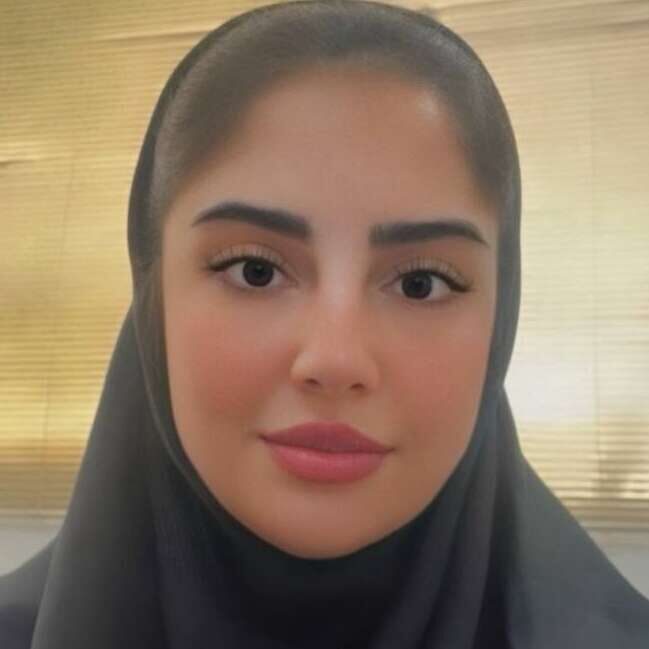 پریا ابریشمی