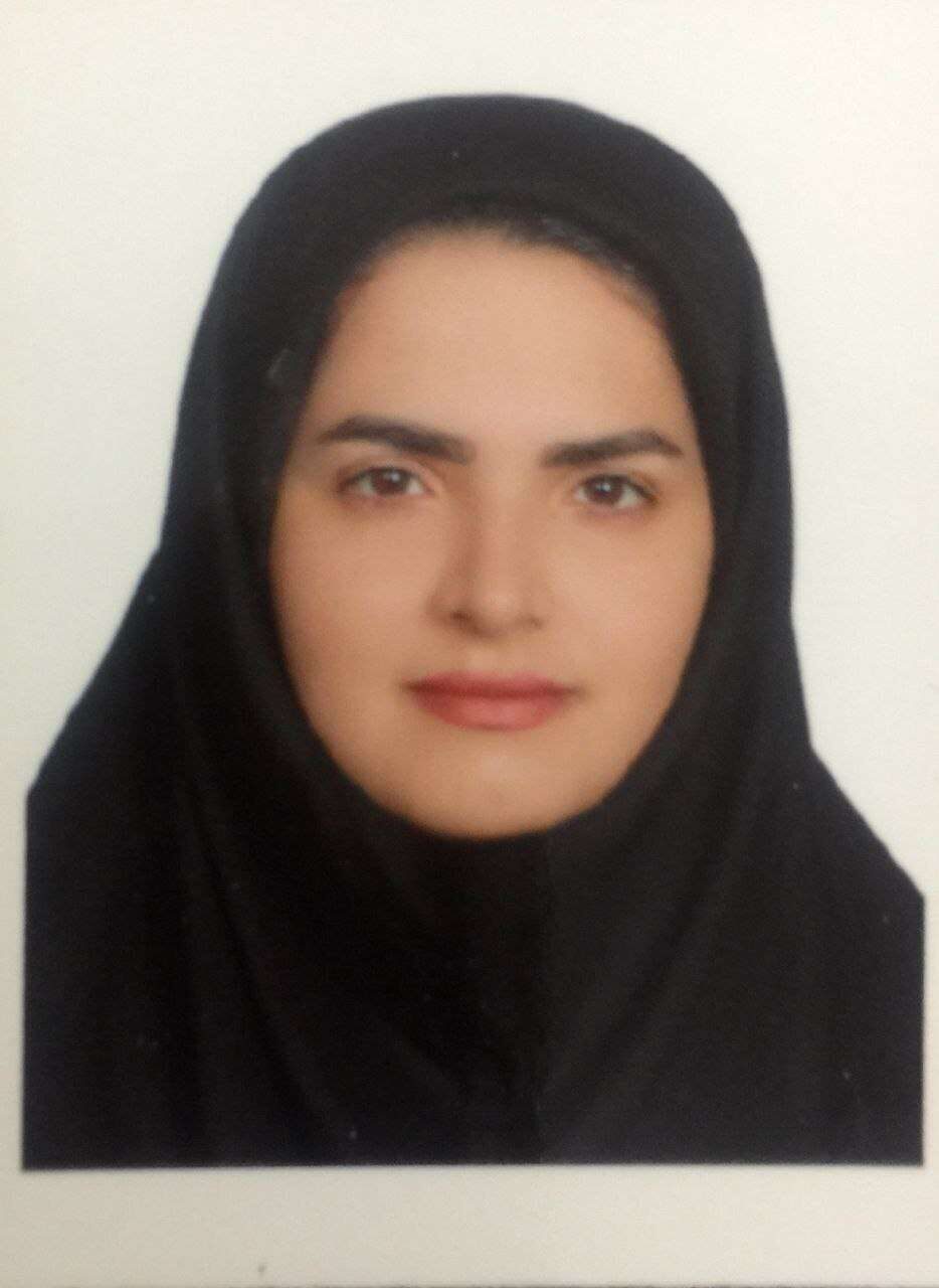 مونا پورحسینی