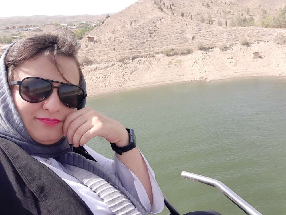 زهرا خسروی