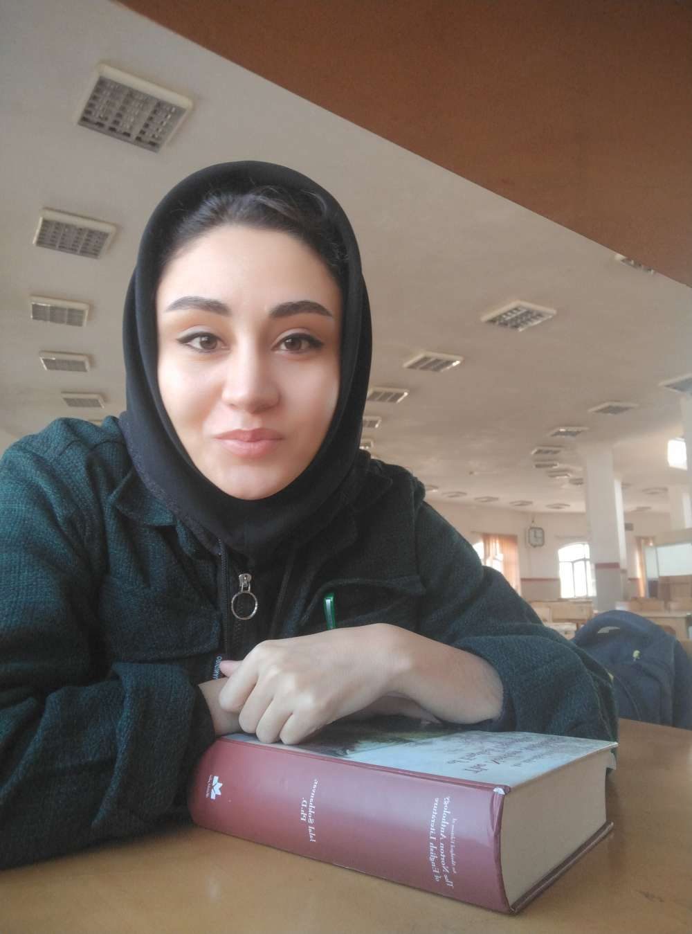 مریم احسانی