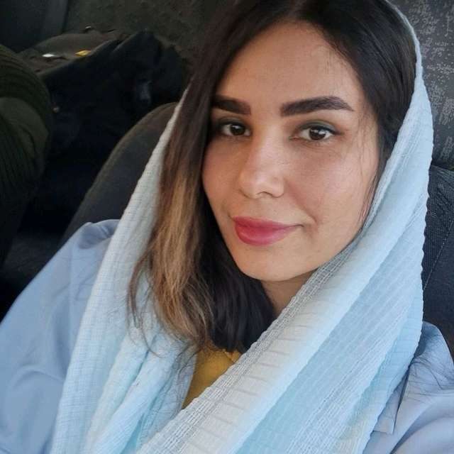 زهرا عباسی