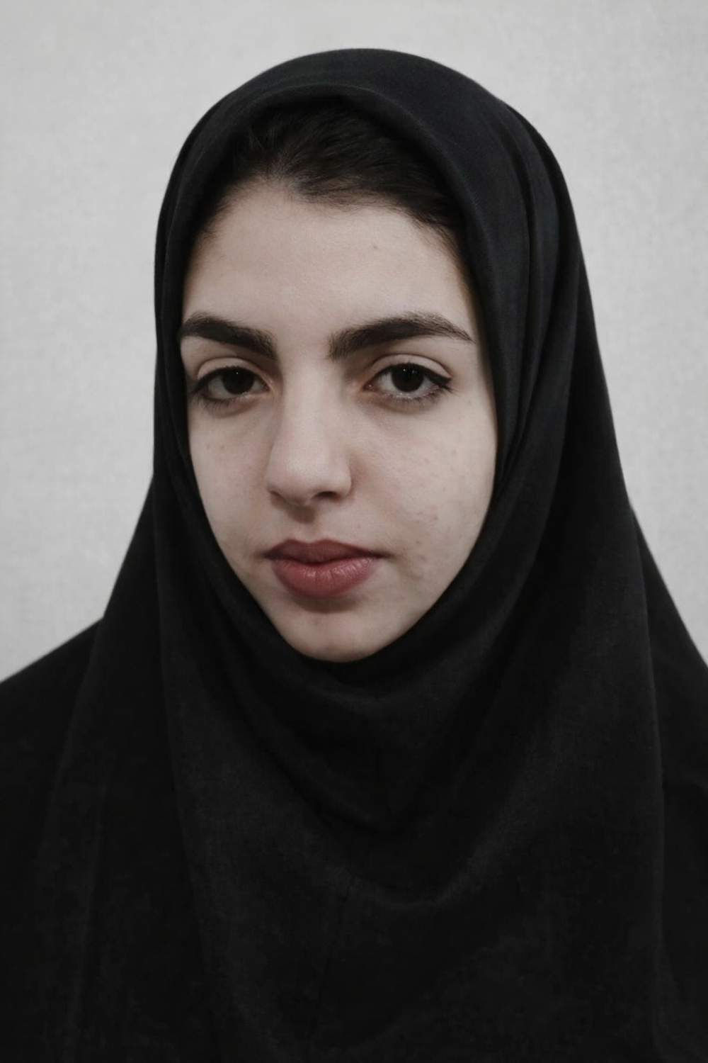 یاسمن اکبری