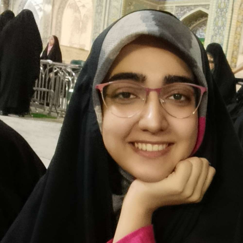 مائده حاجی عزیزی