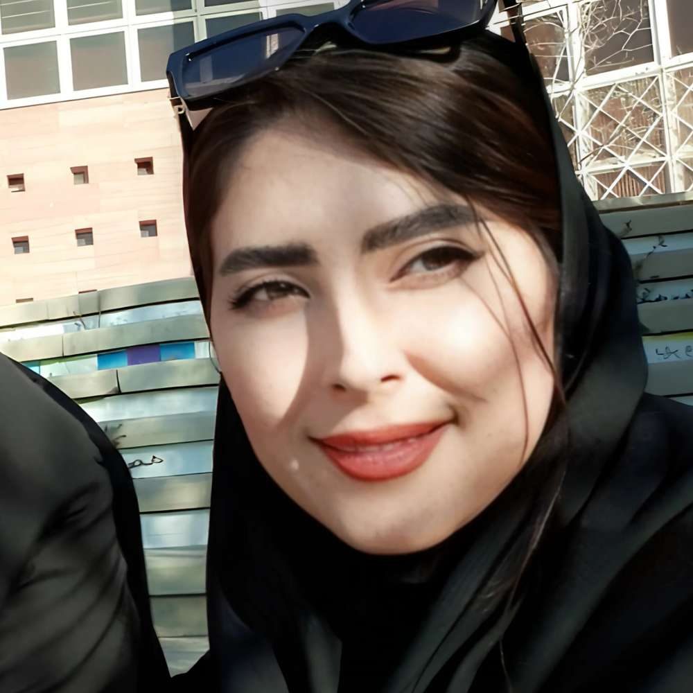حانیه اصغری