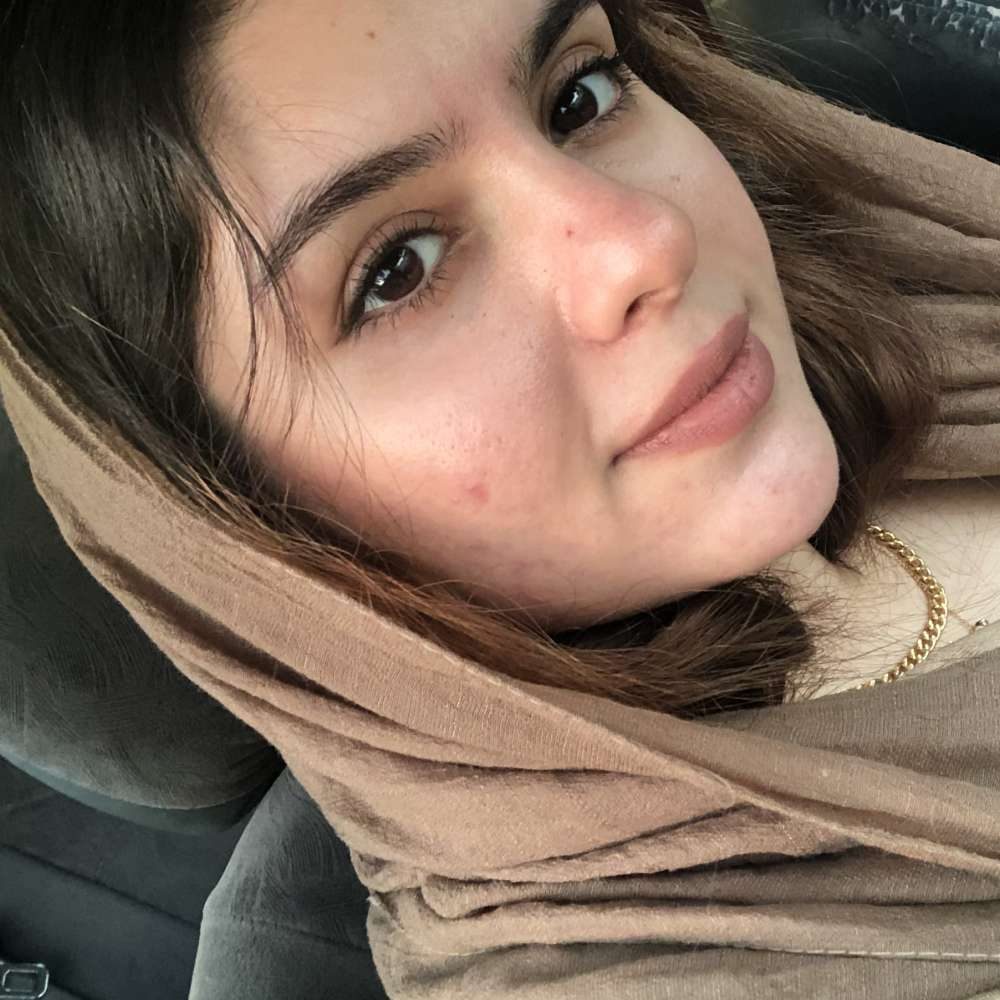 منا كاوه