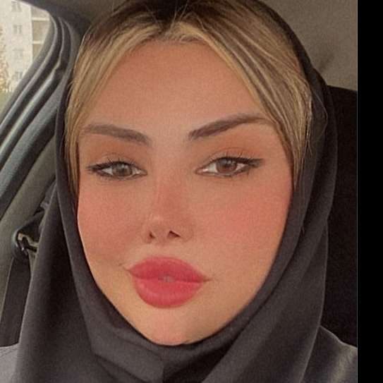 نسیم هاشمی