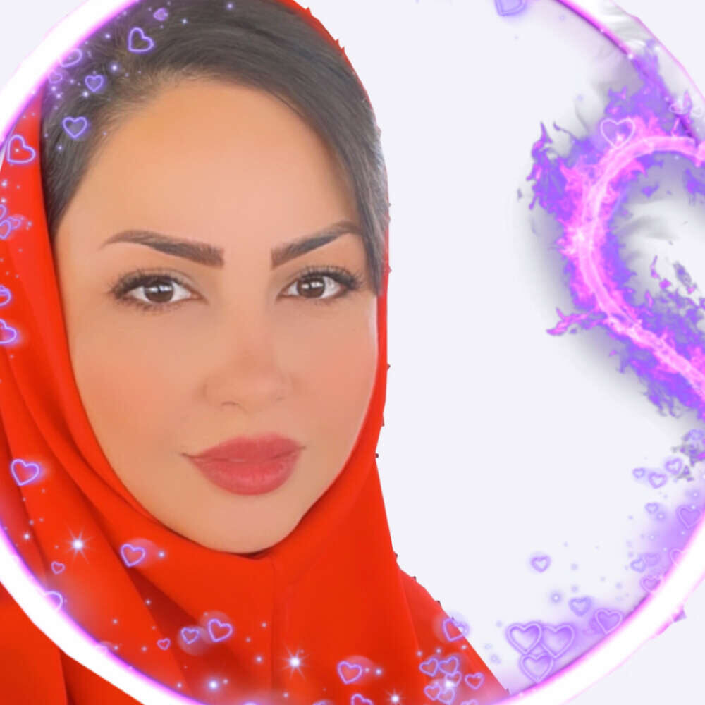 سعیده تشت آتشی