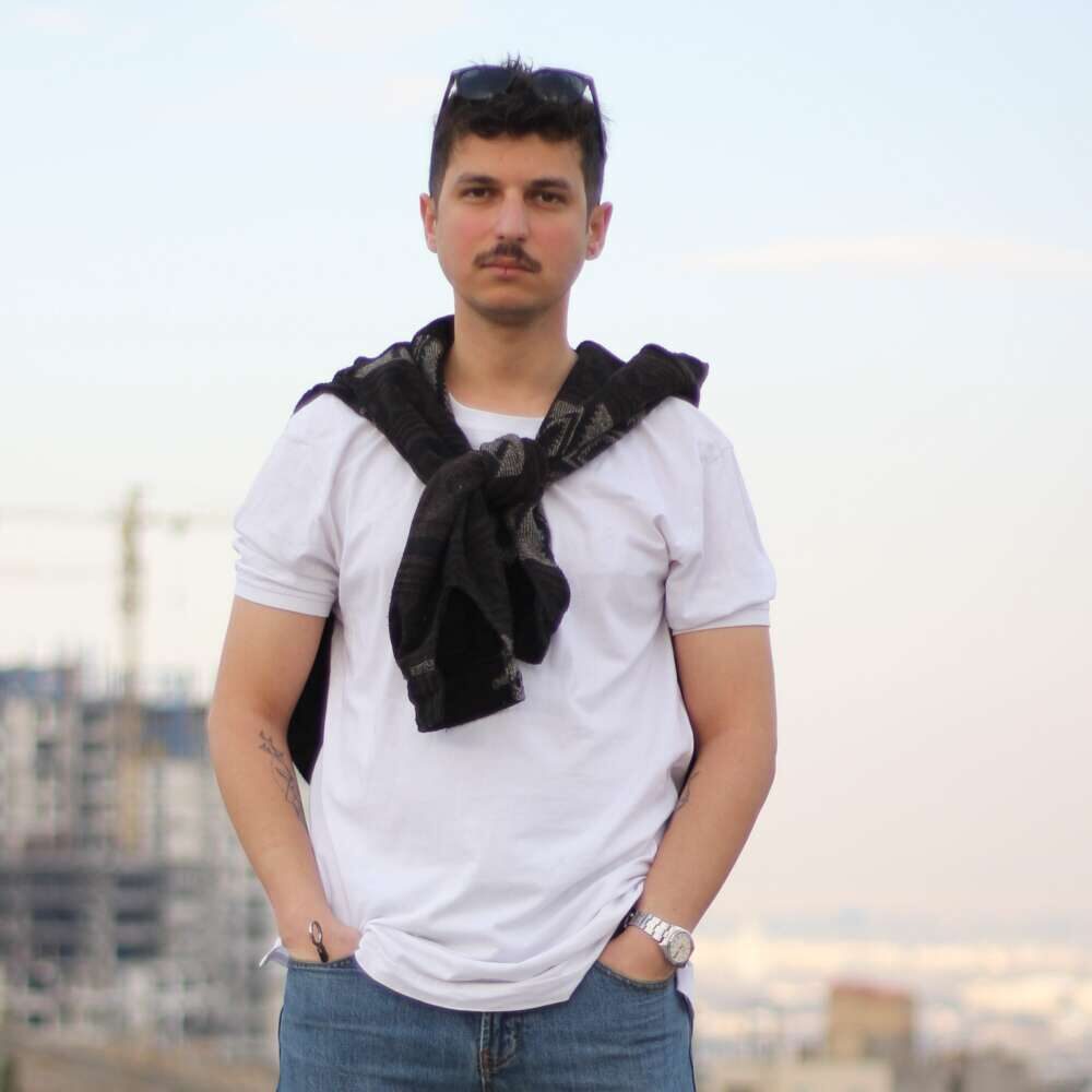اميرحسين معاون غفوری